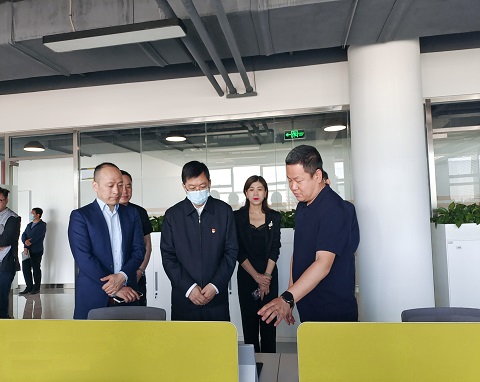 聚焦｜區(qū)人大常委會(huì)專(zhuān)題調(diào)研我區(qū)科技創(chuàng)新及成果轉(zhuǎn)化情況